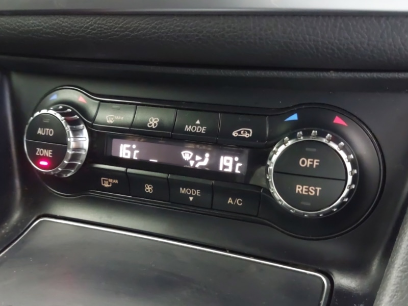 Used Mercedes-Benz GLA 2018 for sale - 76471442: Photo 17