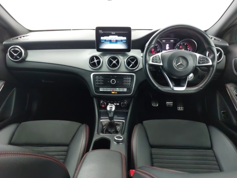 Used Mercedes-Benz GLA 2018 for sale - 76471442: Photo 2