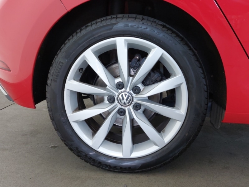 Used Volkswagen Golf 2019 for sale - 76478702: Photo 9