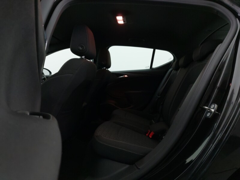 Used Vauxhall Astra 2018 for sale - 77284520: Photo 6