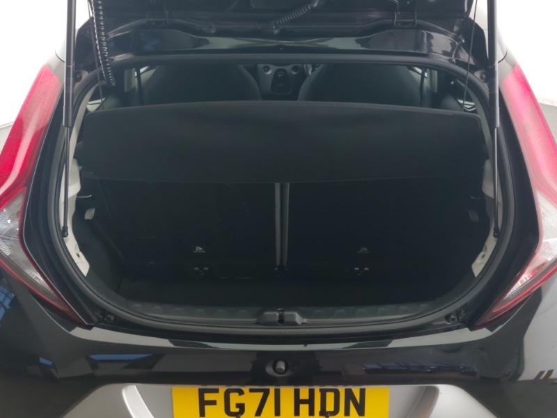 Used Toyota AYGO 2021 for sale - 76450942: Photo 8