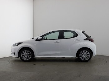 Used Toyota Yaris 2023 for sale - 78425155: Photo