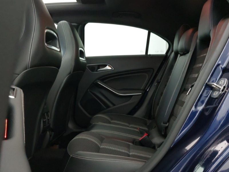 Used Mercedes-Benz A-Class 2018 for sale - 77956712: Photo 6