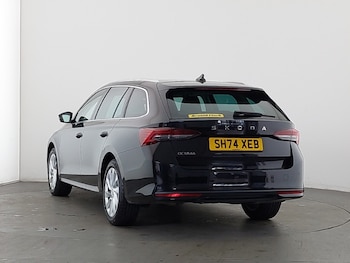 Used Skoda Octavia 2024 for sale - 76244308: Photo
