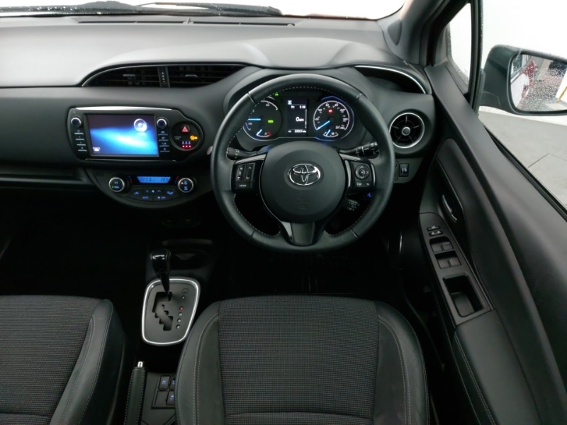 Used Toyota Yaris 2020 for sale - 77325033: Photo 7