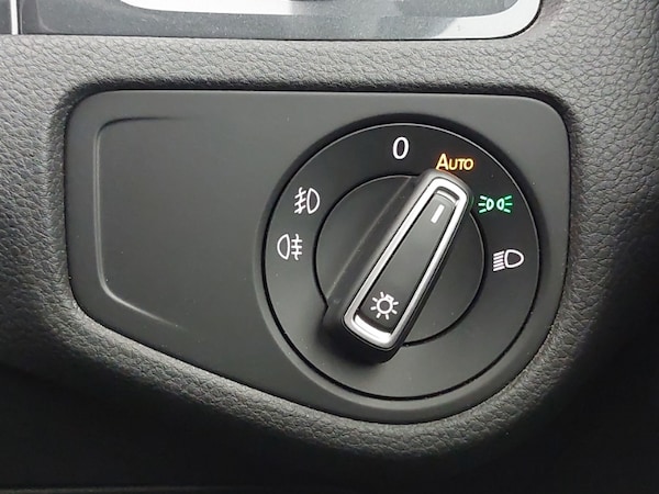 Used Volkswagen Golf 2019 for sale - 75551078: Photo 19
