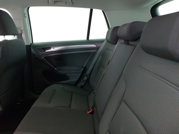 Used Volkswagen Golf 2019 for sale - 75551078: Photo 6