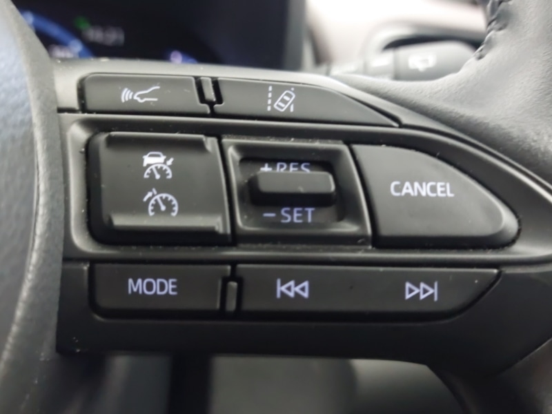 Used Toyota Yaris Cross 2023 for sale - 78147324: Photo 17