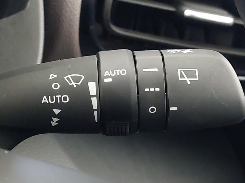 Used Toyota Yaris Cross 2023 for sale - 78147324: Photo 18