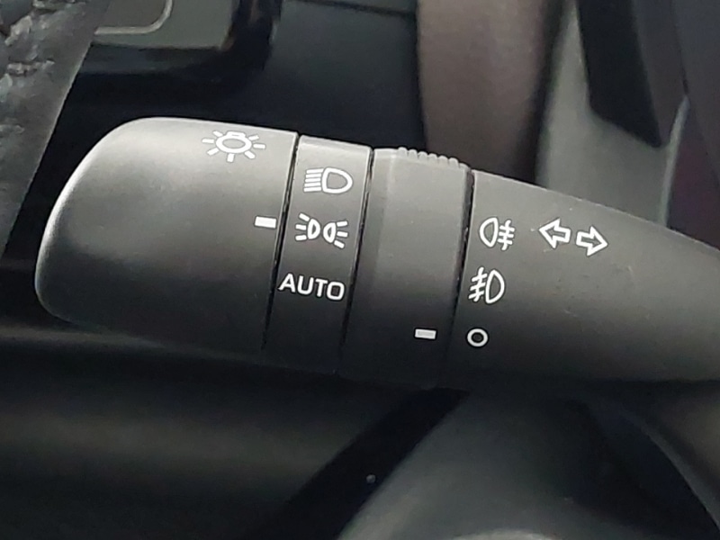 Used Toyota Yaris Cross 2023 for sale - 78147324: Photo 19