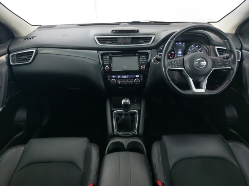 Used Nissan Qashqai 2018 for sale - 77366490: Photo 2