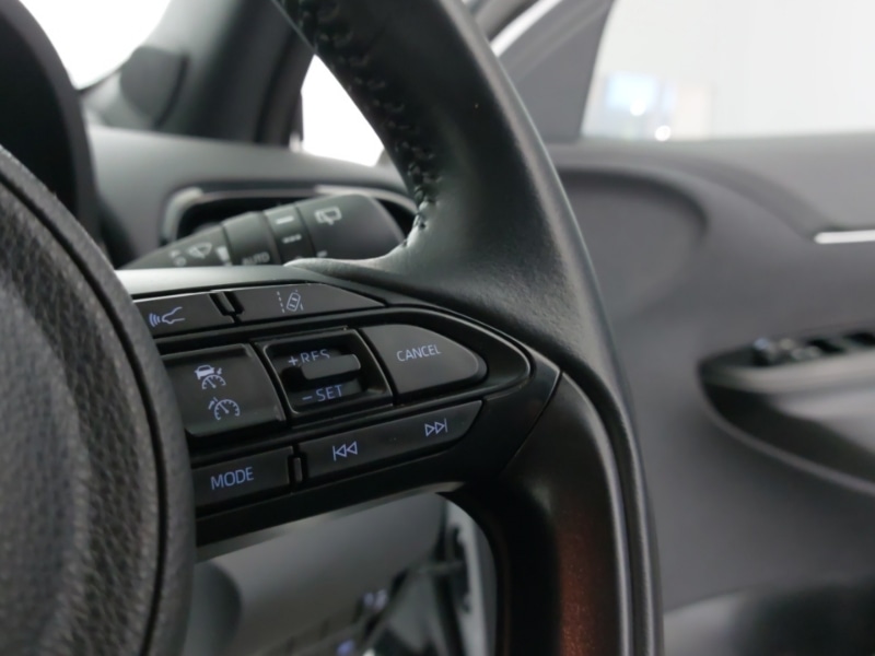 Used Toyota Yaris Cross 2022 for sale - 76713581: Photo 13