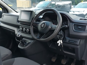 Used Renault Trafic 2023 for sale - 78778068: Photo