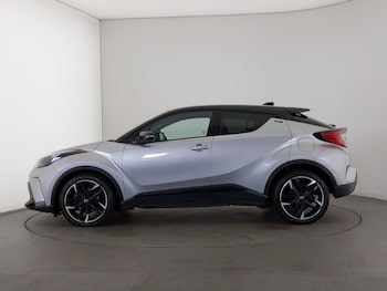 Used Toyota C-HR 2023 for sale - 78963087: Photo