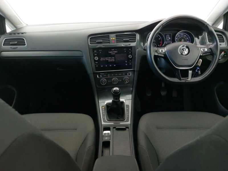 Used Volkswagen Golf 2020 for sale - 78155970: Photo 2