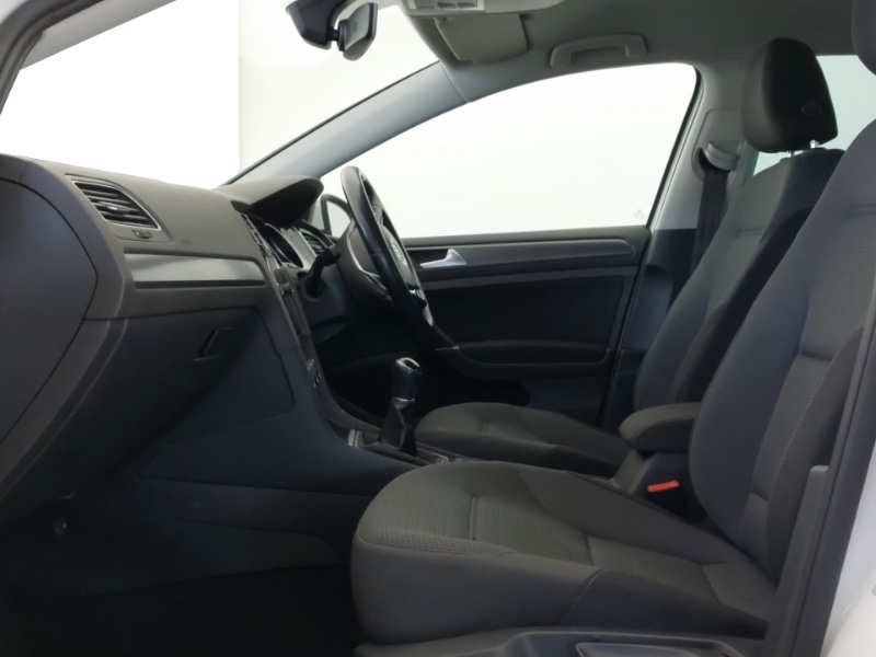 Used Volkswagen Golf 2020 for sale - 78155970: Photo 5