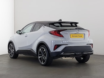 Used Toyota C-HR 2023 for sale - 78342484: Photo