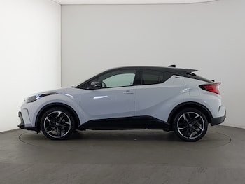 Used Toyota C-HR 2023 for sale - 78342484: Photo