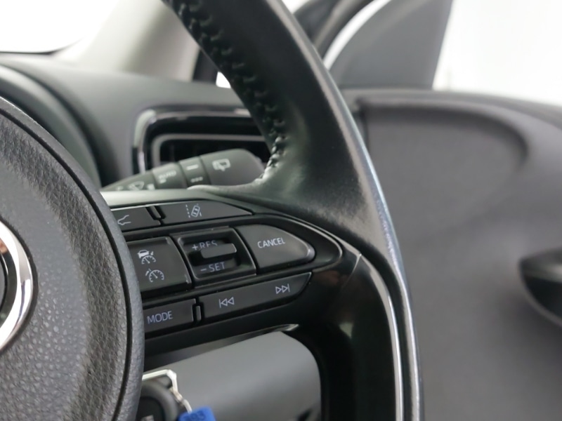 Used Toyota Yaris 2023 for sale - 77767433: Photo 13