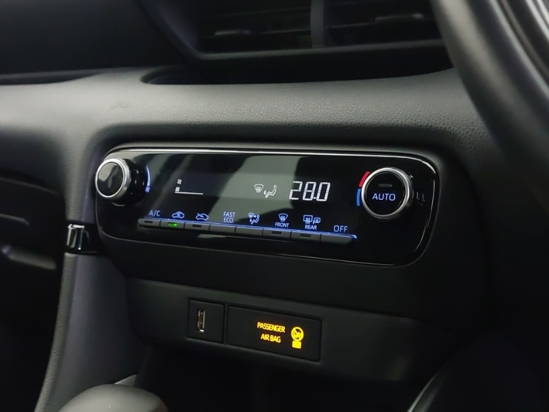 Used Toyota Yaris 2023 for sale - 77767433: Photo 14