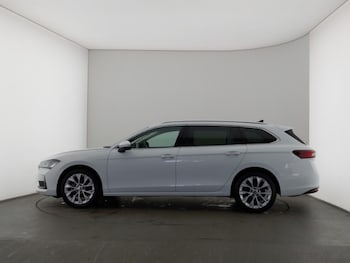 Used Skoda Superb 2024 for sale - 76103332: Photo