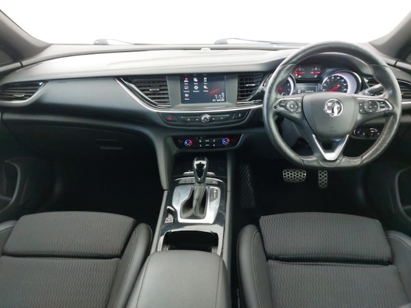 Used Vauxhall Insignia 2019 for sale - 76195394: Photo 2