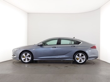 Used Vauxhall Insignia 2019 for sale - 76195394: Photo