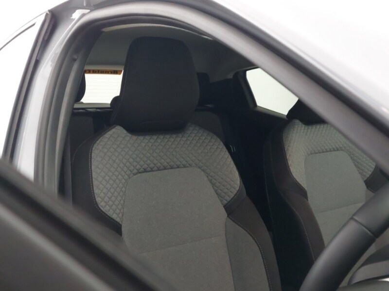 Used Renault Clio 2025 for sale - 77815398: Photo 12