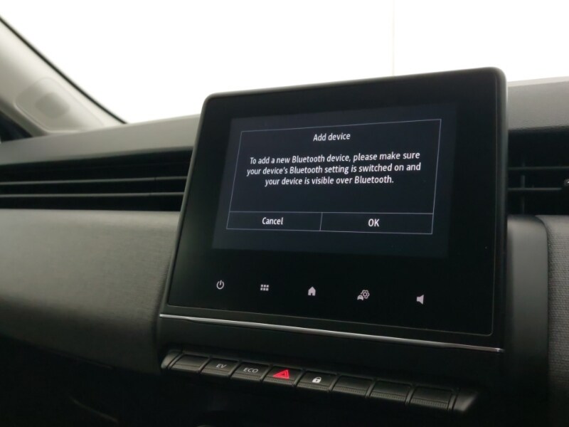 Used Renault Clio 2025 for sale - 77815398: Photo 17