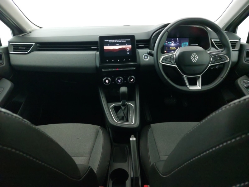 Used Renault Clio 2025 for sale - 77815398: Photo 2