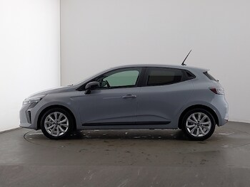 Used Renault Clio 2025 for sale - 77815398: Photo