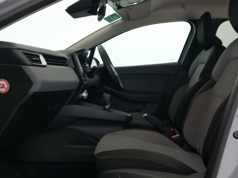 Used Renault Clio 2025 for sale - 77815398: Photo 5