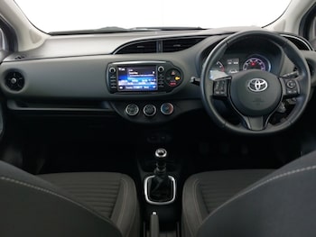 Used Toyota Yaris 2018 for sale - 78089199: Photo