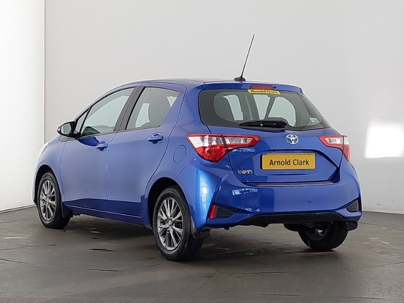 Used Toyota Yaris 2018 for sale - 78089199: Photo 3