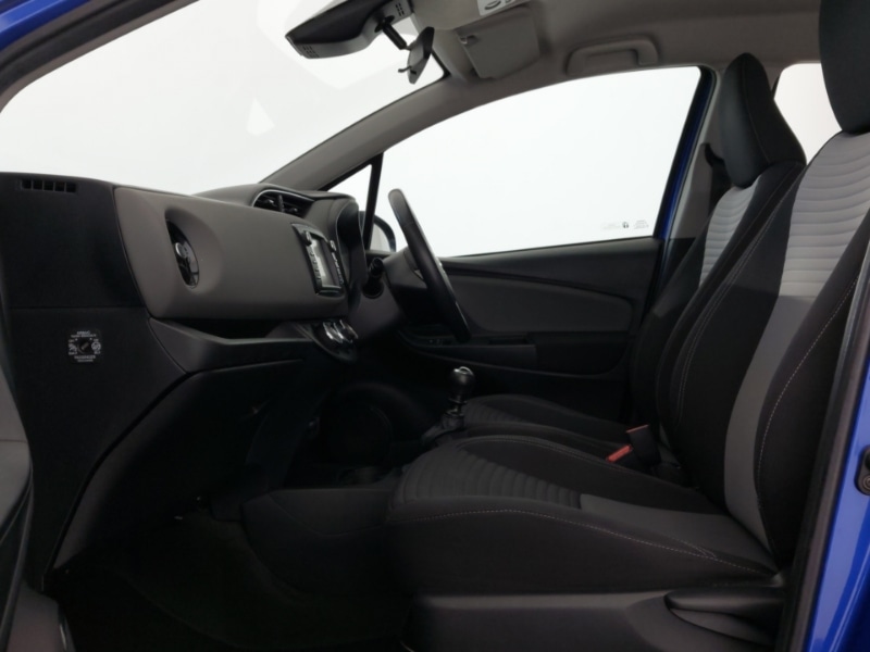 Used Toyota Yaris 2018 for sale - 78089199: Photo 5