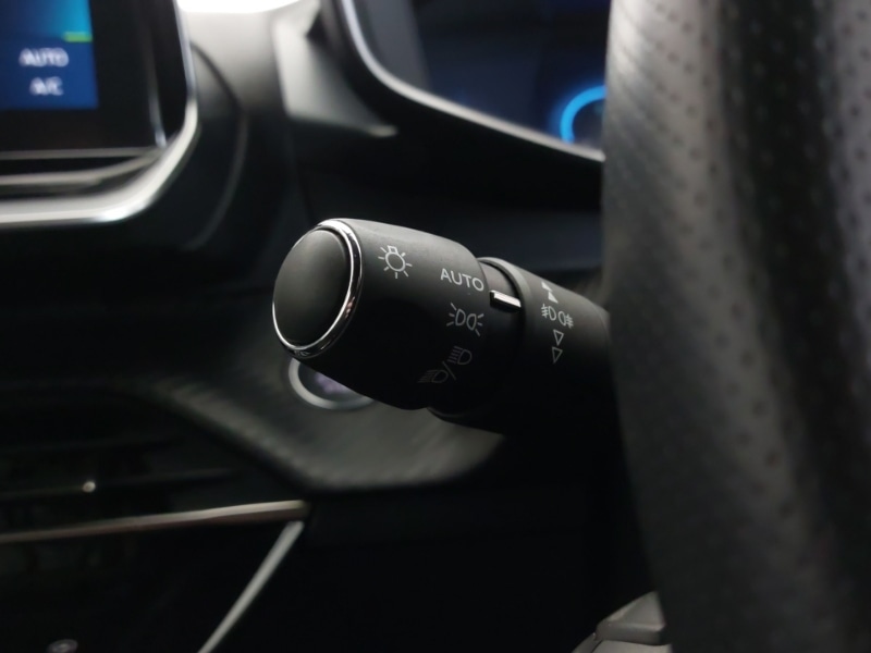 Used Peugeot 2008 2022 for sale - 77289612: Photo 14