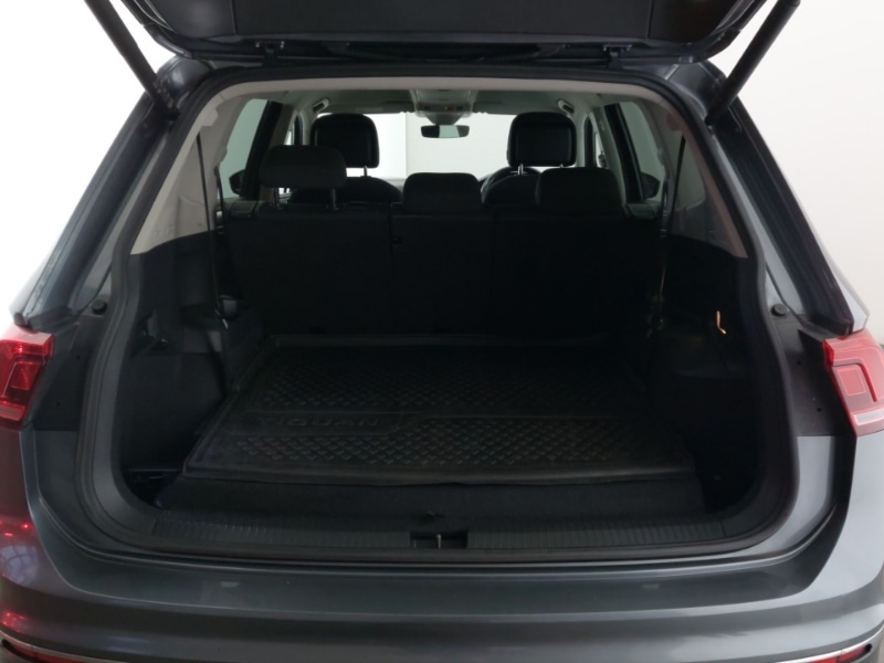 Used Volkswagen Tiguan Allspace 2021 for sale - 76726405: Photo 8