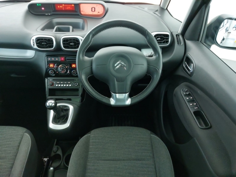 Used Citroen C3 Picasso 2016 for sale - 76450941: Photo 7