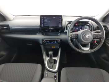 Used Toyota Yaris 2023 for sale - 74956751: Photo