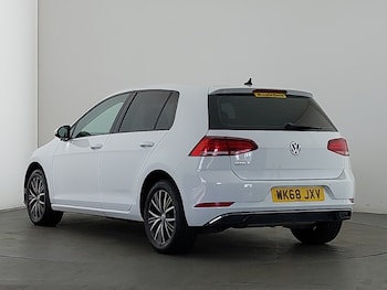 Used Volkswagen Golf 2018 for sale - 78940972: Photo