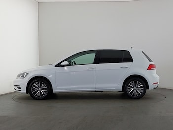 Used Volkswagen Golf 2018 for sale - 78940972: Photo