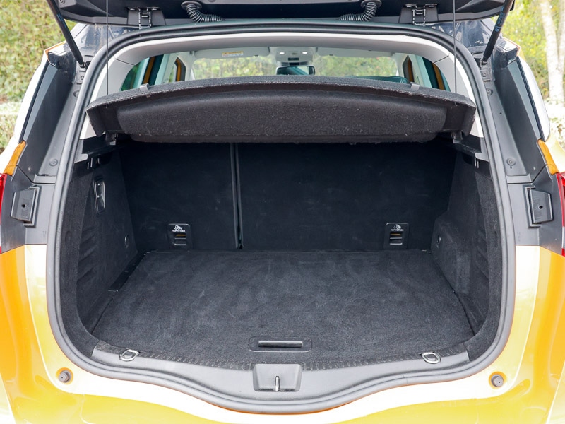 Used Renault Scenic 2017 for sale - 76695793: Photo 8