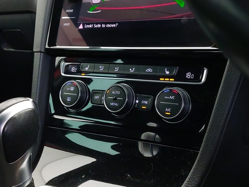 Used Volkswagen Golf 2018 for sale - 77776821: Photo 15