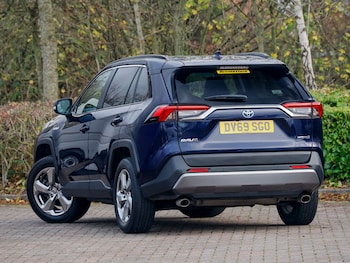 Used Toyota RAV4 2020 for sale - 76978408: Photo