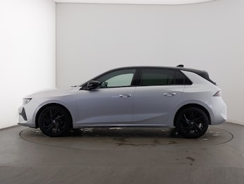 Used Vauxhall Astra 2023 for sale - 78877192: Photo