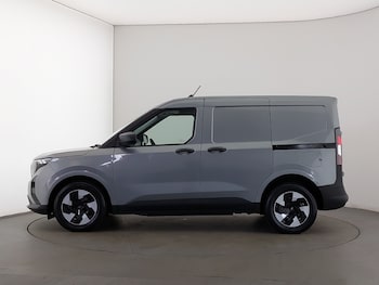 Used Ford Transit Courier 2025 for sale - 79452154: Photo
