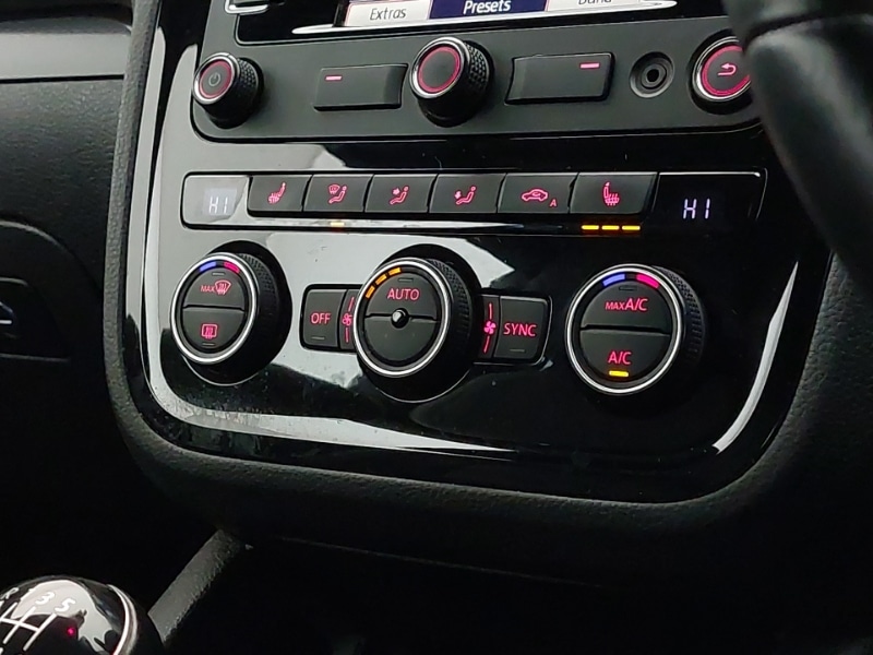 Used Volkswagen Scirocco 2015 for sale - 78013488: Photo 14