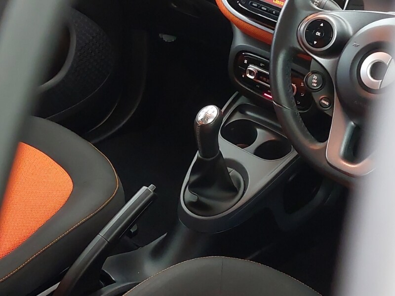 Used smart fortwo 2015 for sale - 76579074: Photo 11