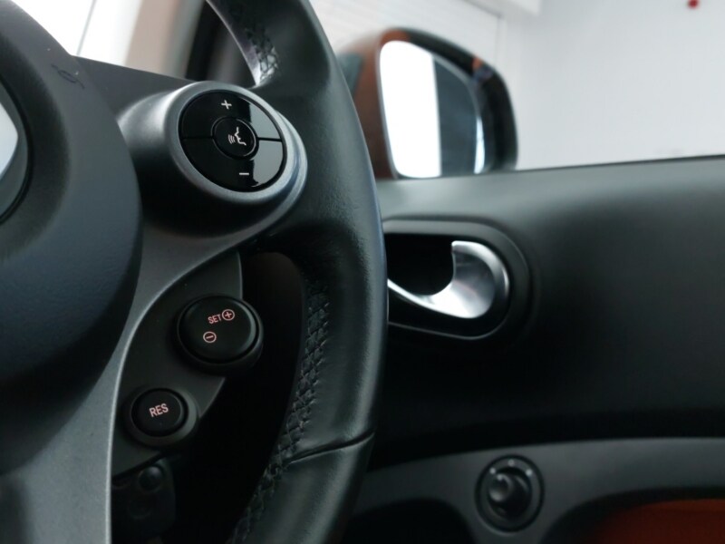 Used smart fortwo 2015 for sale - 76579074: Photo 17