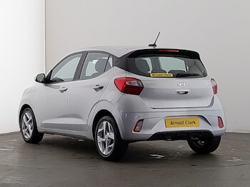 Used Hyundai i10 2021 for sale - 78403526: Photo